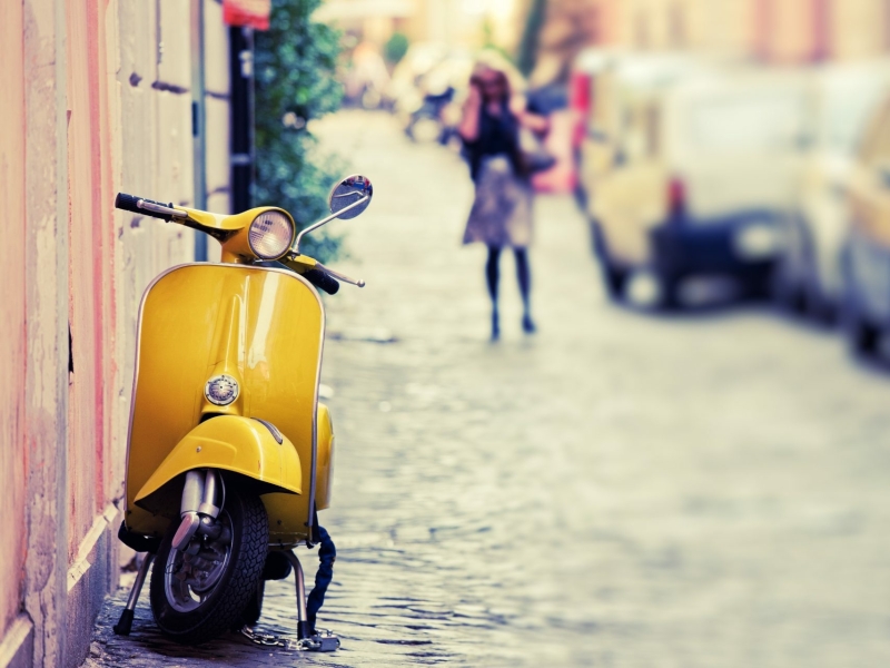 Rome met de fiets of scooter