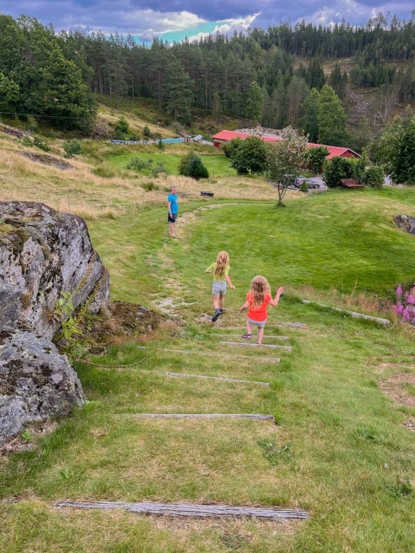 Røyland Gård Engesland met kinderen