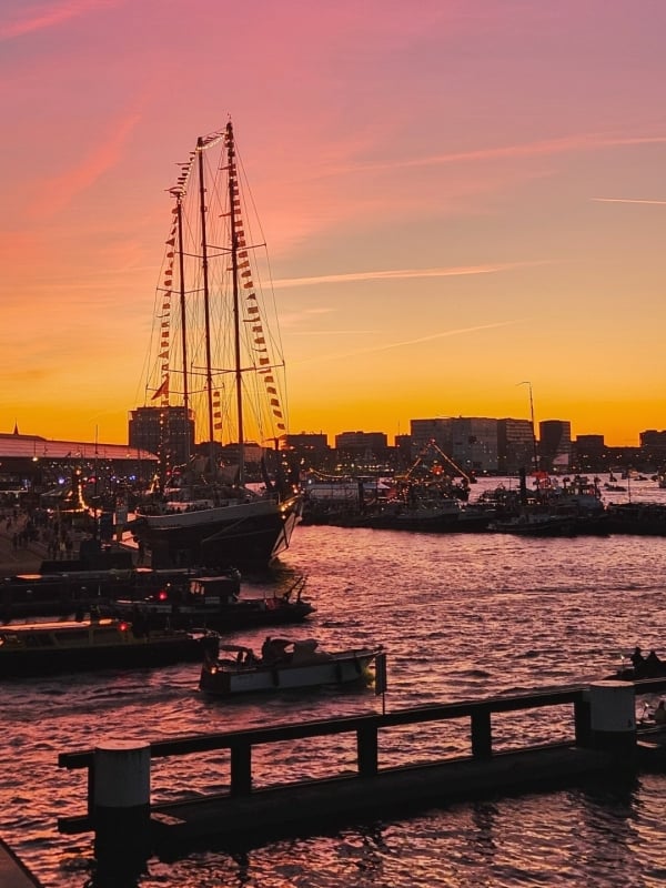 SAIL Amsterdam avond met kinderen