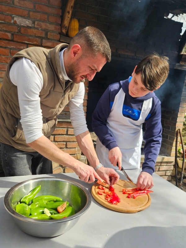 Salade en lokale groenten kookles Albanie