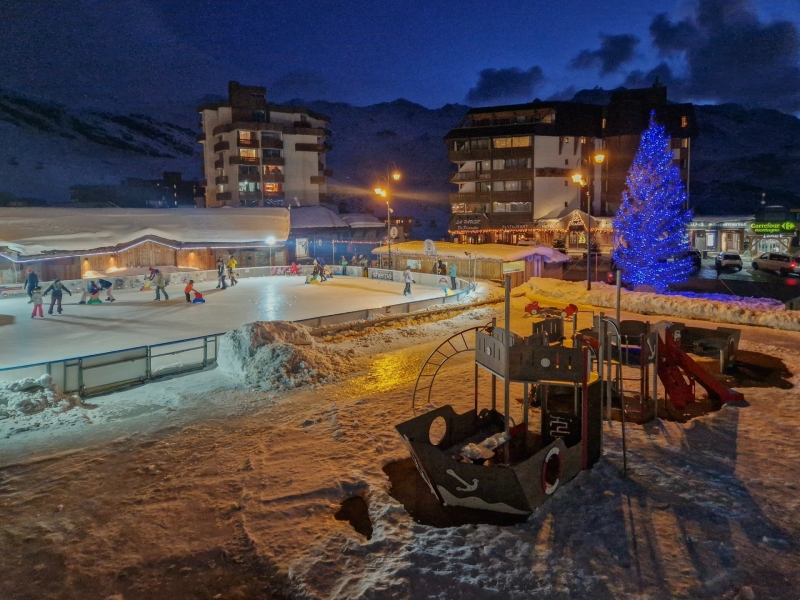 Schaatsbaan Place Peclet Val Thorens kerstvakantie