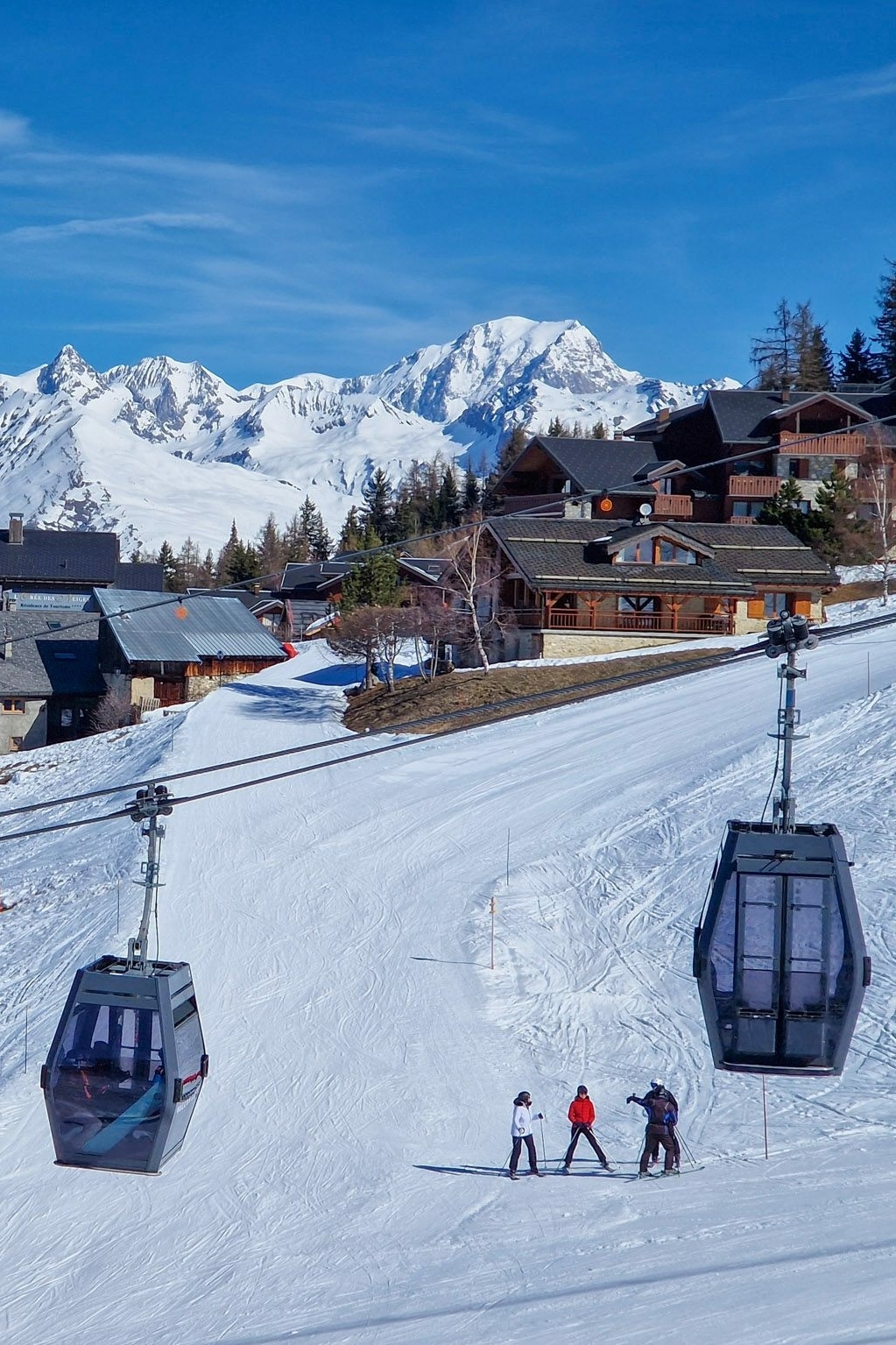 Vallandry skilift naast Hotel L’Emeraude voor snelle toegang tot de piste