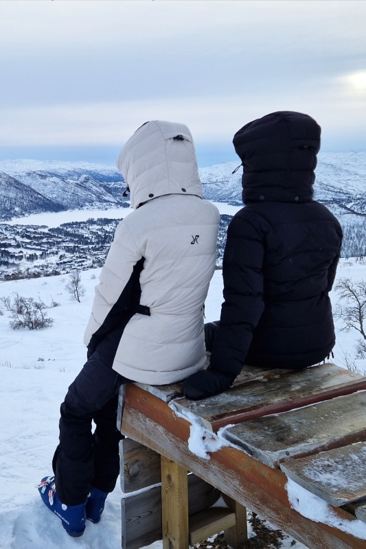 Skiën in Noorwegen met tiener