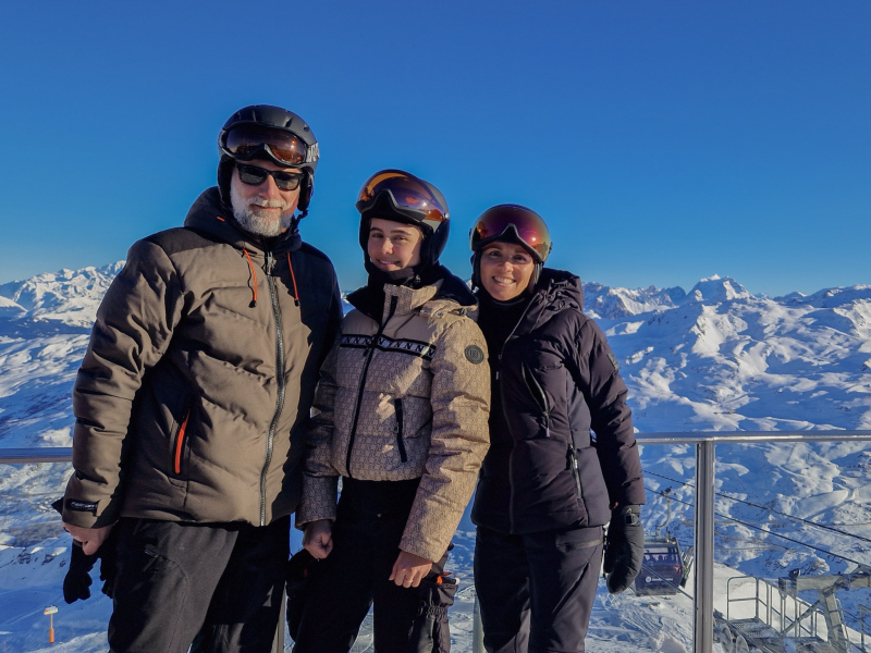 Skivakantie gezin tiener Les Menuires