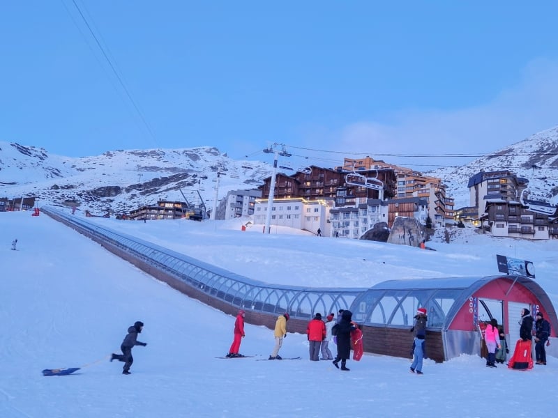 Slee Place Caron Val Thorens tapijt lift