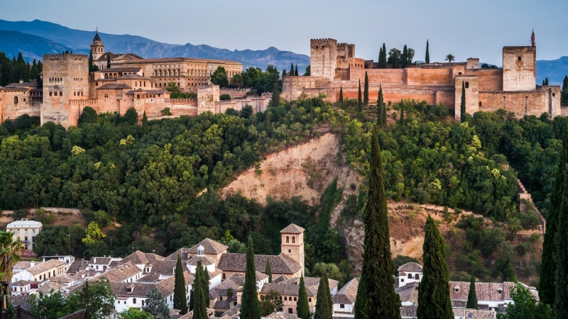 Spaanse steden met kinderen: Granada