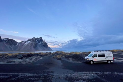 Stokksnes IJsland met camper