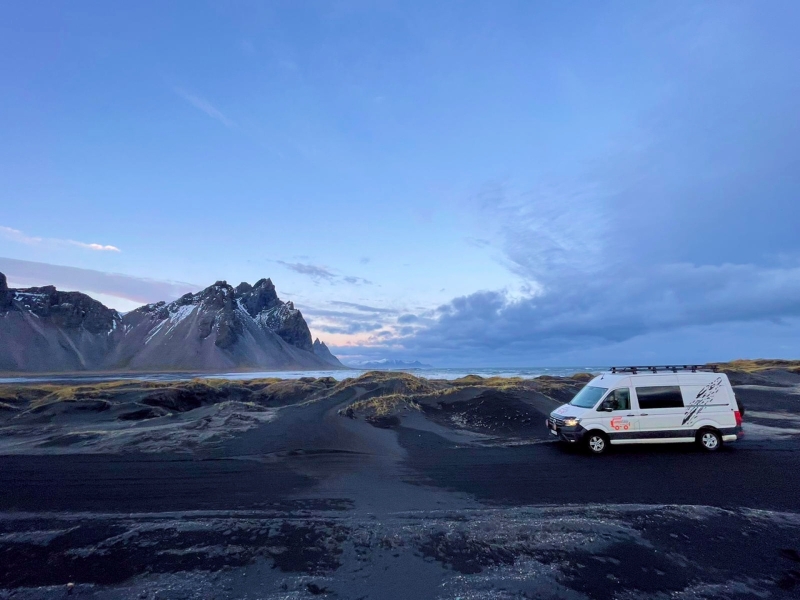 Stokksnes IJsland met camper