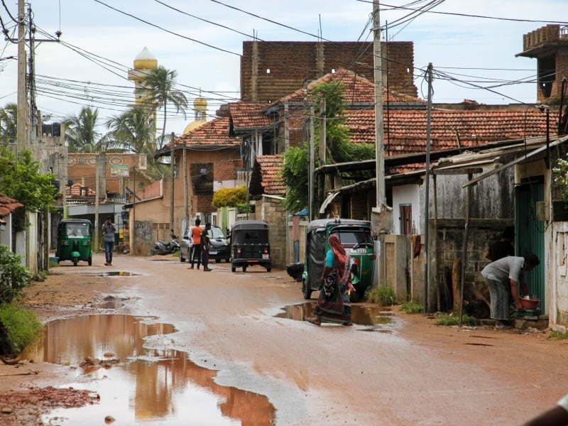 Straatbeeld Negombo achterwijk Straatbeeld Negombo achterwijk