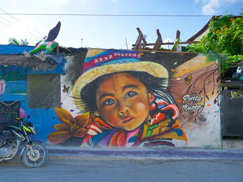 Street art Isla Holbox met kinderen