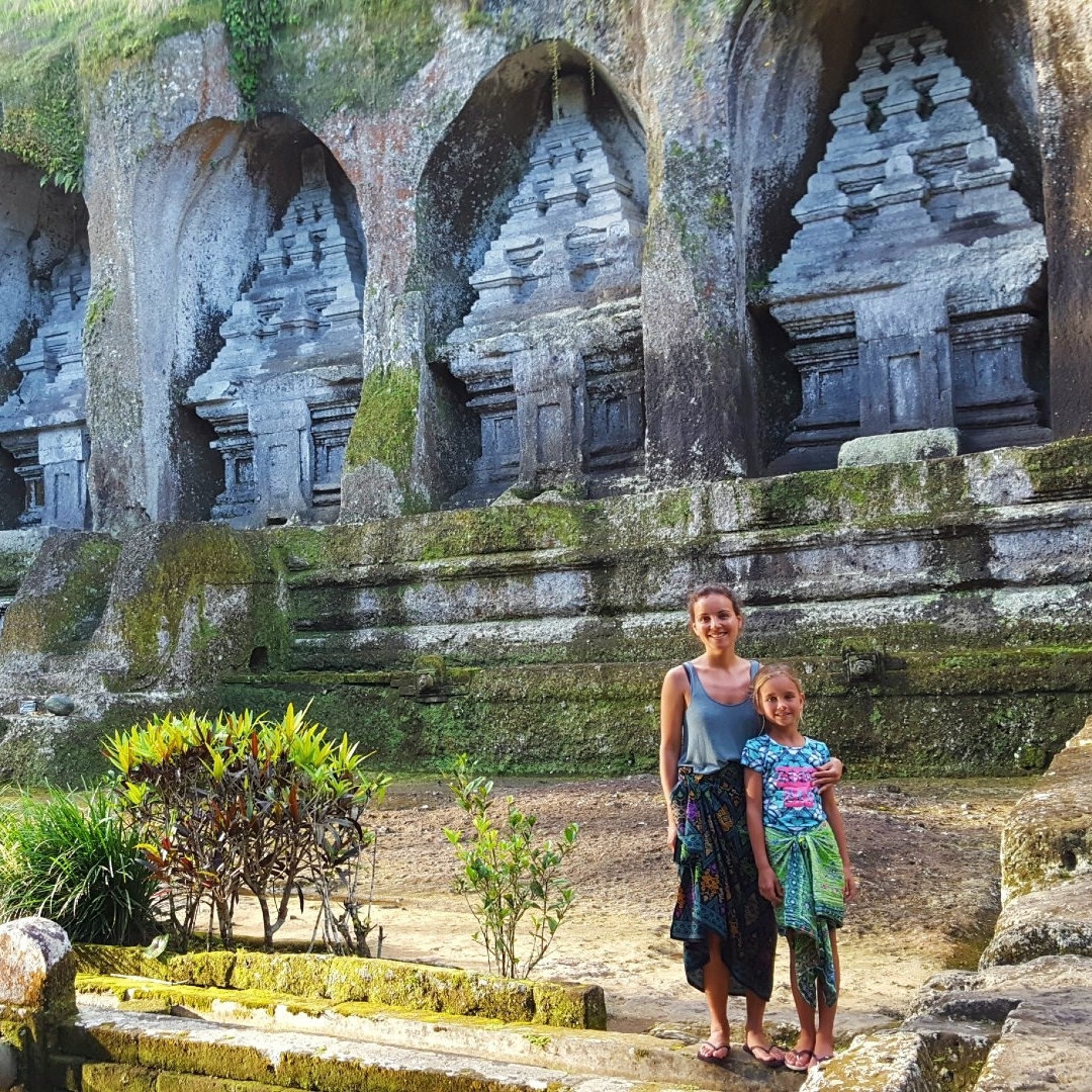 Tempels op Bali met kinderen
