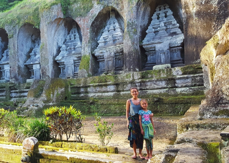 Tempels op Bali met kinderen