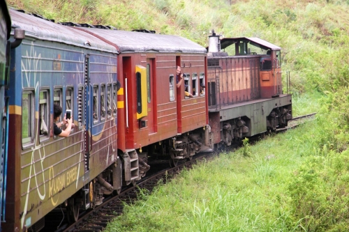 Treinreis in Sri Lanka met kinderen