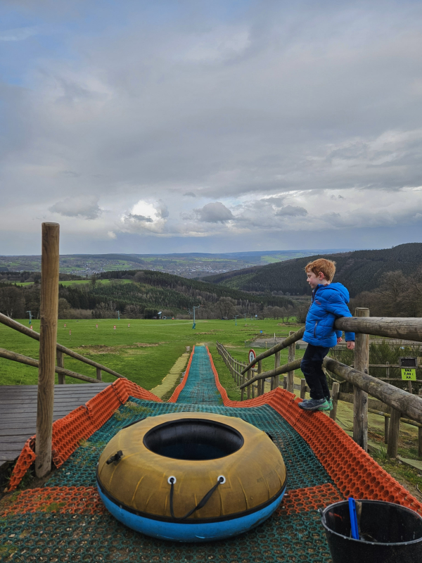 Tuben activiteiten Ardennen met kinderen