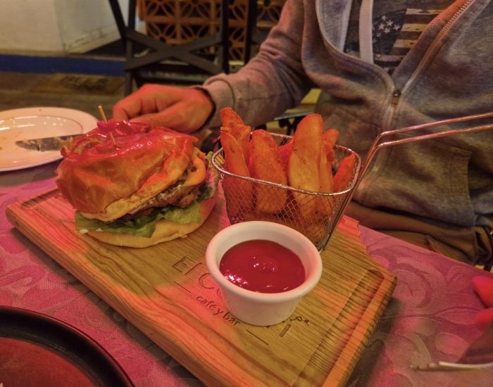 Wijnbar en restaurant El Colibri