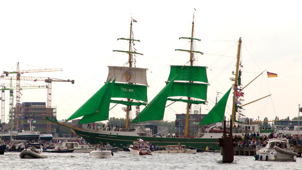 Intocht SAIL2025 met kinderen