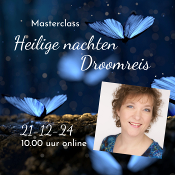 Magische bosgrond met blauwe vlinders uitnodiging Masterclass heilige nachten