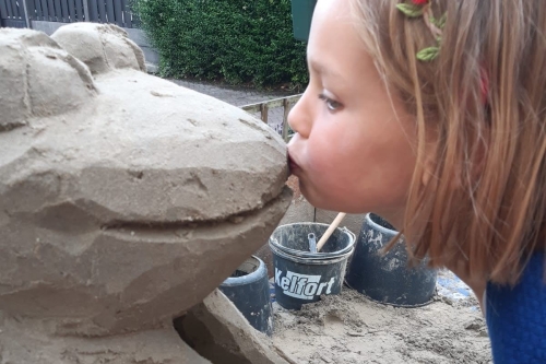 Speciaal voor scholen en bso zandsculptuur workshp