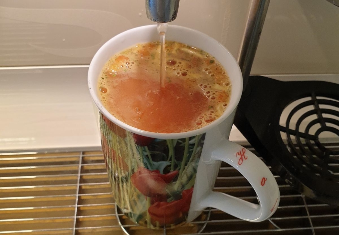 Cup a soup wordt bereid