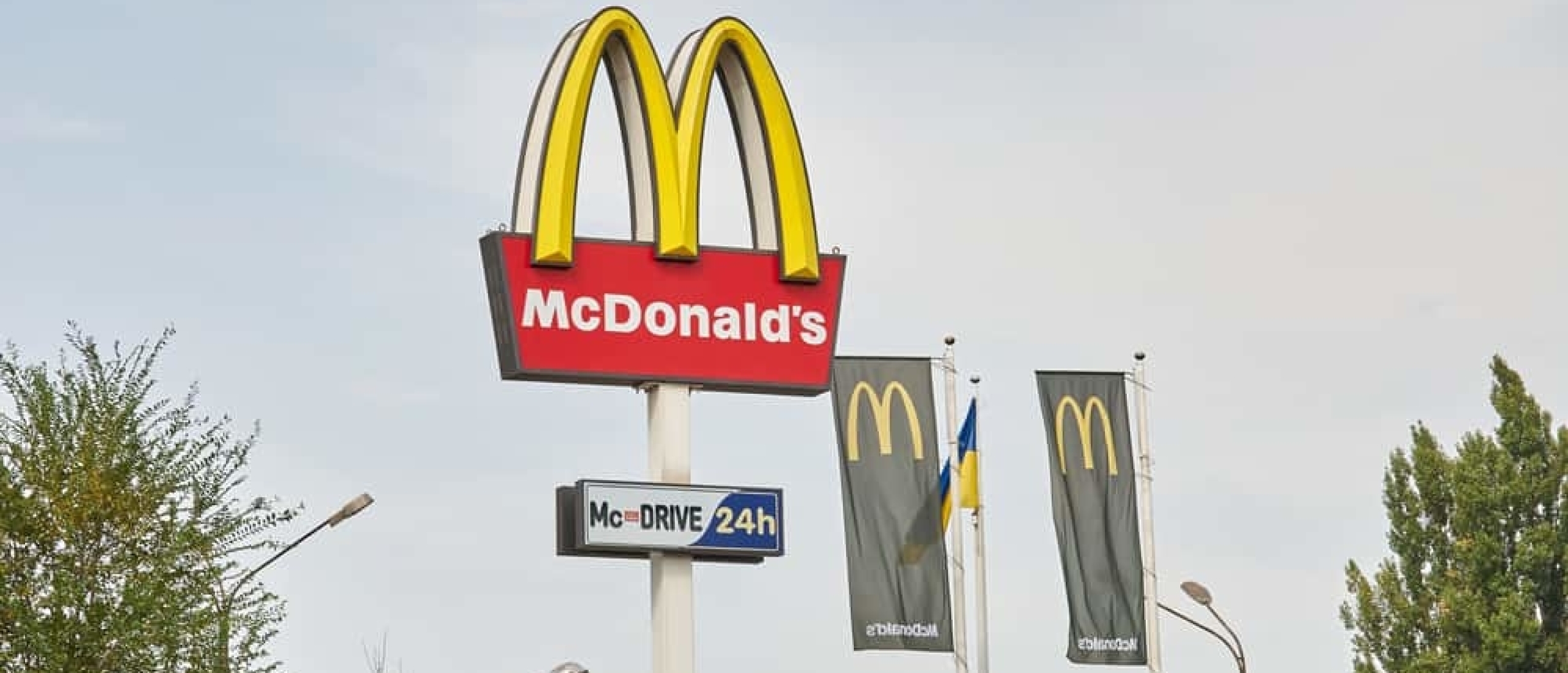 Eten bij McDonald's met een koolhydraatarm dieet