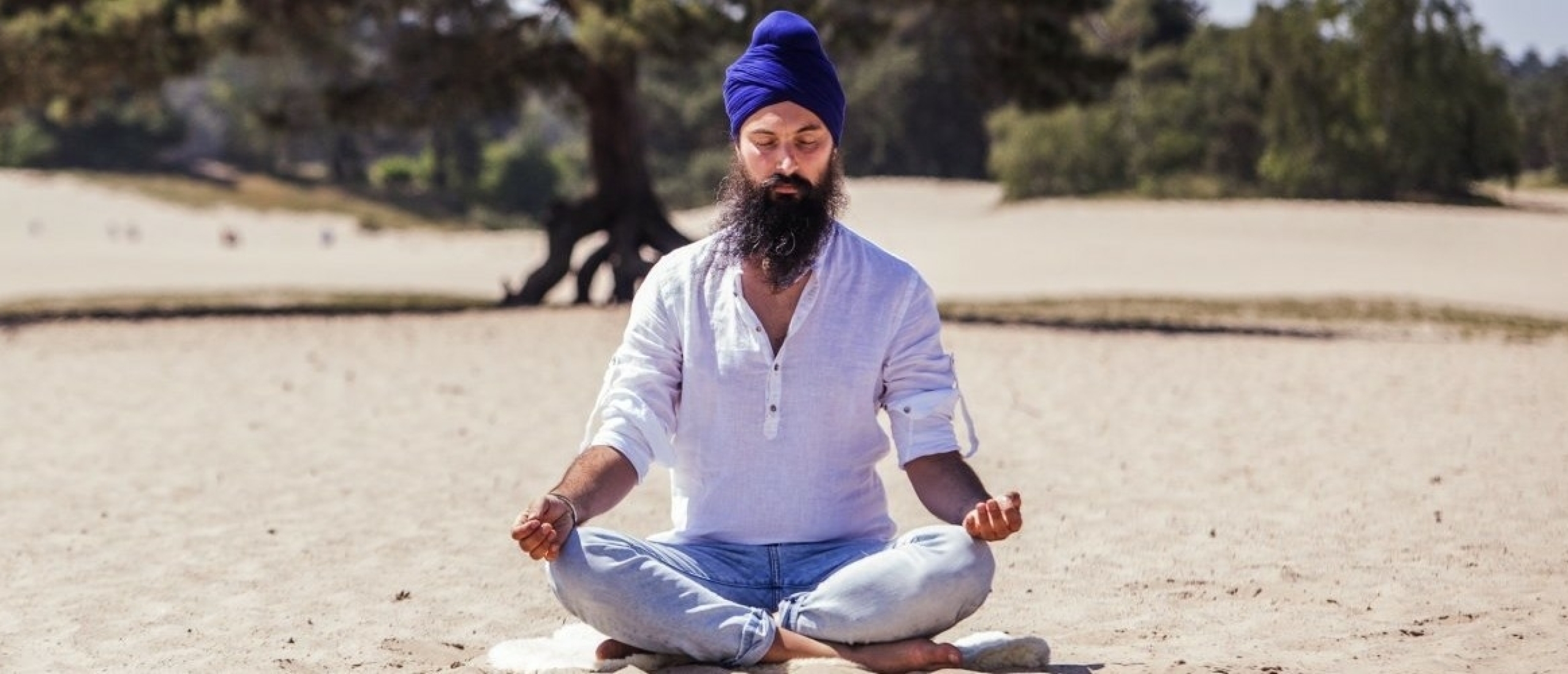 Kriya & Meditatie van de Week : Als je keel iets wil zeggen