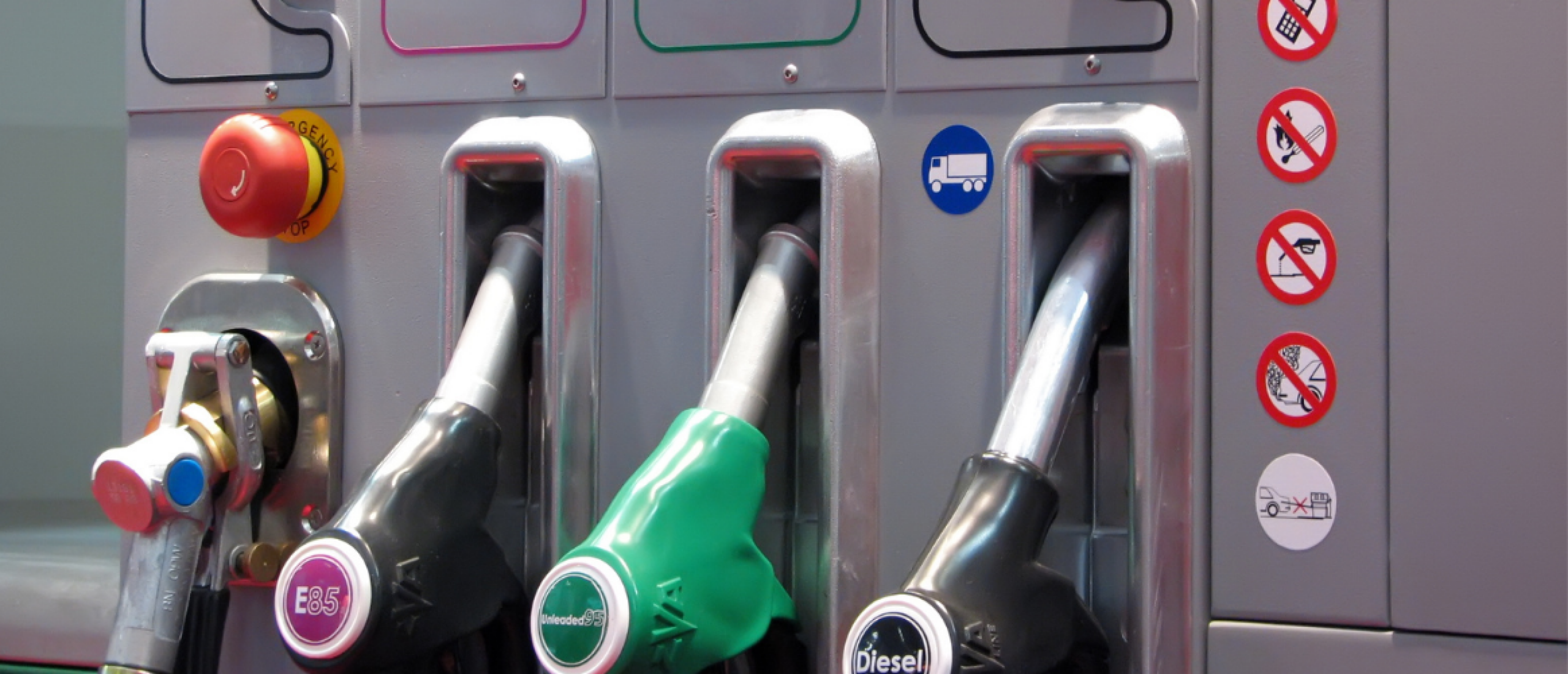 Alles wat je wil weten over de stijgende benzineprijs