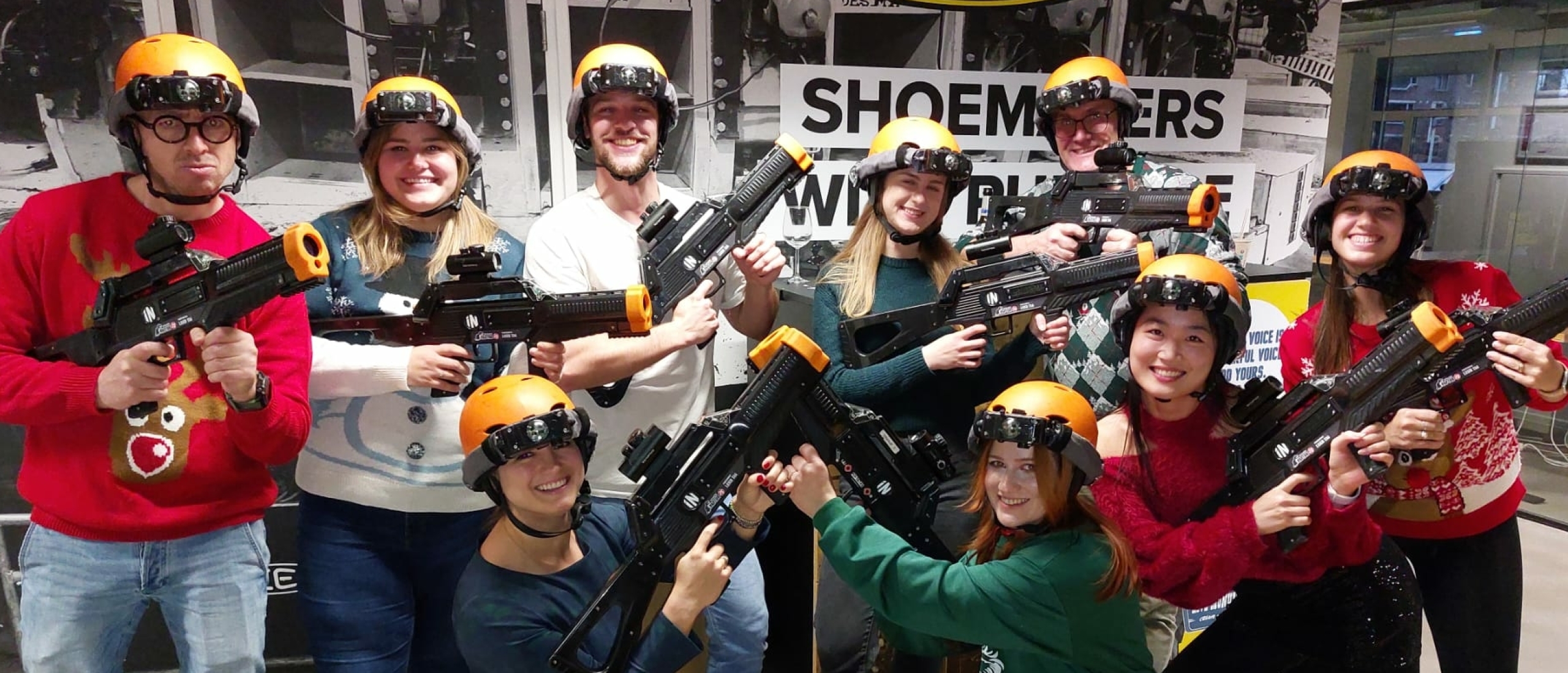 Professioneel Lasergamen tijdens de Kerstborrel