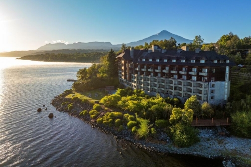 Park Lake Luxury Hotel