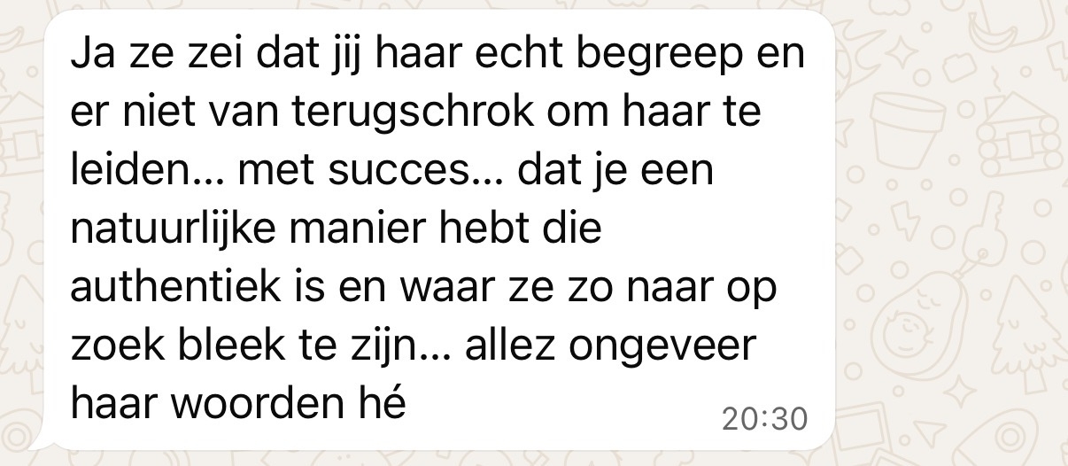 Review Laura