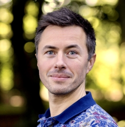 Libre Foundation Renzo van Diepen