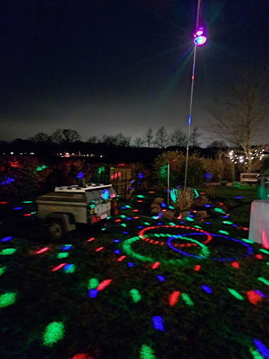 Lasergame feestje thuis met discolampen