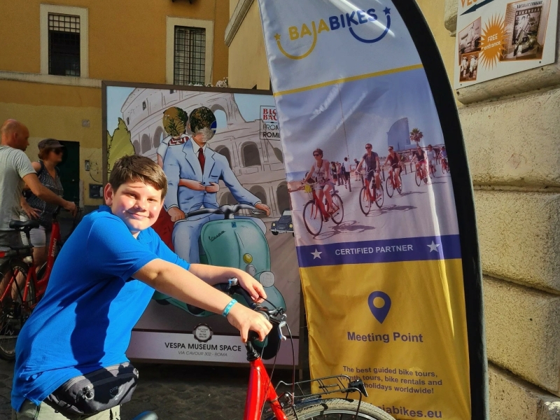 Rome cycling with child