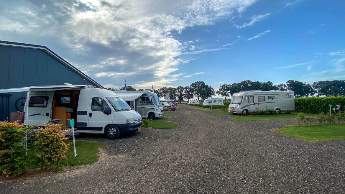 Camperplaats met Valentijnsarrangement Camperplaats Kessel Camperplaats met Valentijnsarrangement Camperplaats Kessel