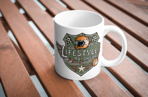 Bakkie op de Vlonder Net zoals je hier bij ons op de vlonder geniet van een bakkie koffie, krijg je nu ook maximaal 2x per maand een Bakkie vol motorkleding