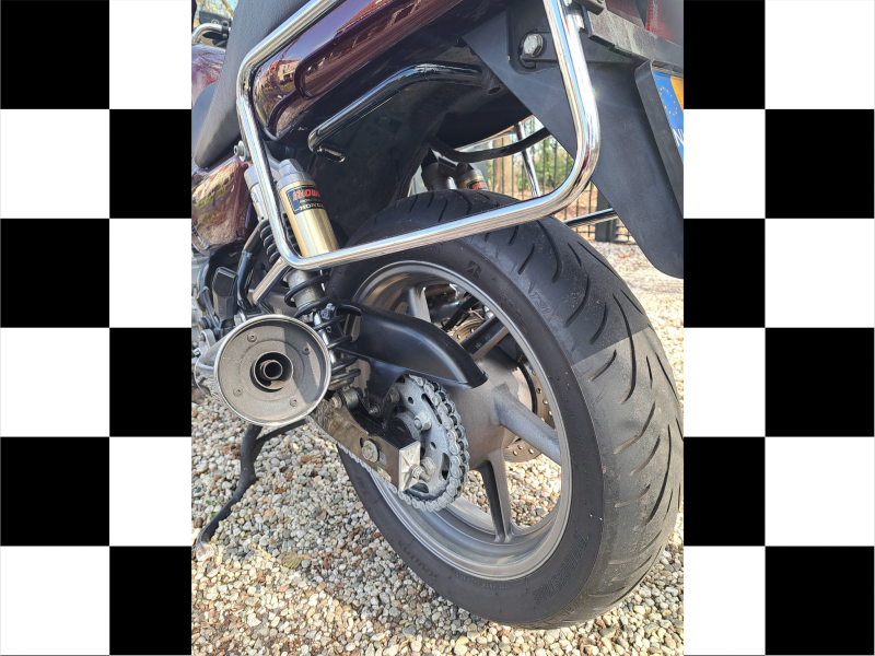 Honda 750 sevenfifty 1995 retro motor