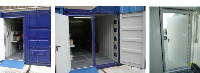 Extra emergency walking door Extra emergency walking door