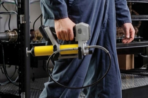 Mobilube battery operated grease gun Mobilube battery operated grease gun kit