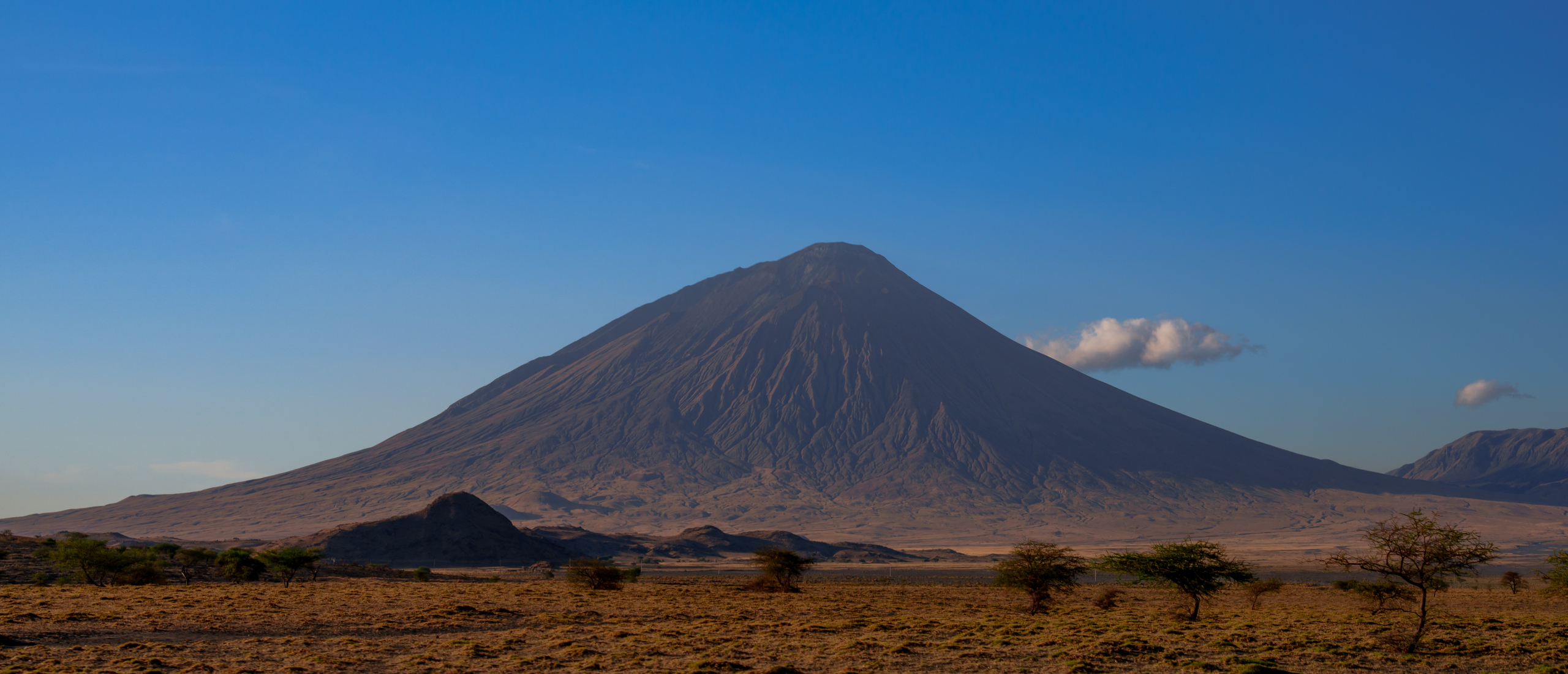 Hoe te Reizen van Nederland naar Tanzania: Een Uitgebreide Gids