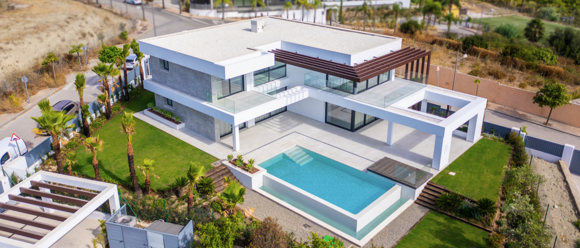 12 Contemporary villas with Panoramic Sea Views New Golden Mile
