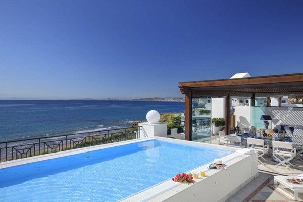 Luxury Frontline Beach Penthouse in Estepona