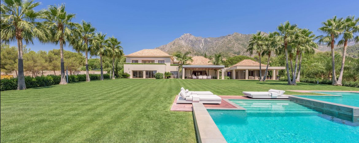 Luxury Villa in La Quinta de Sierra Blanca Marbella