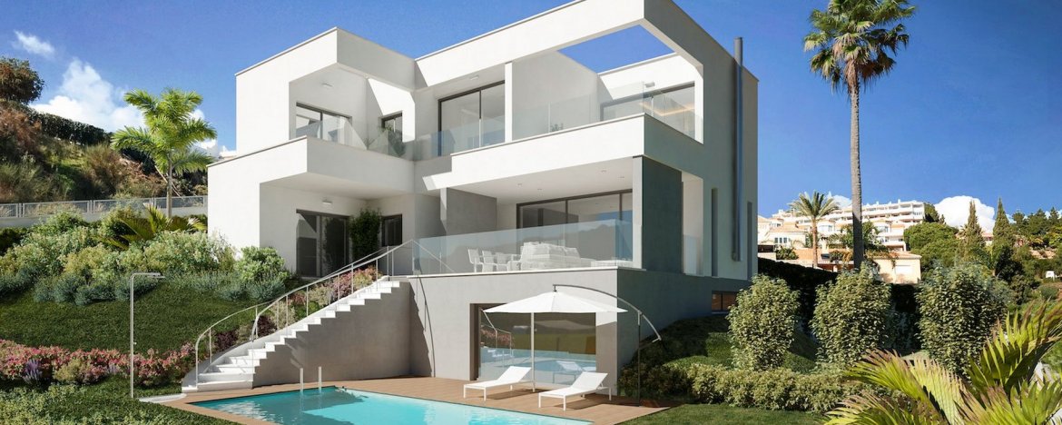 New Modern Villa for sale in Calahonda with Sea Views