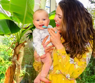 Mama Roos Kookt - Hoi ik ben Roos Mama Roos Kookt - Hoi ik ben Roos