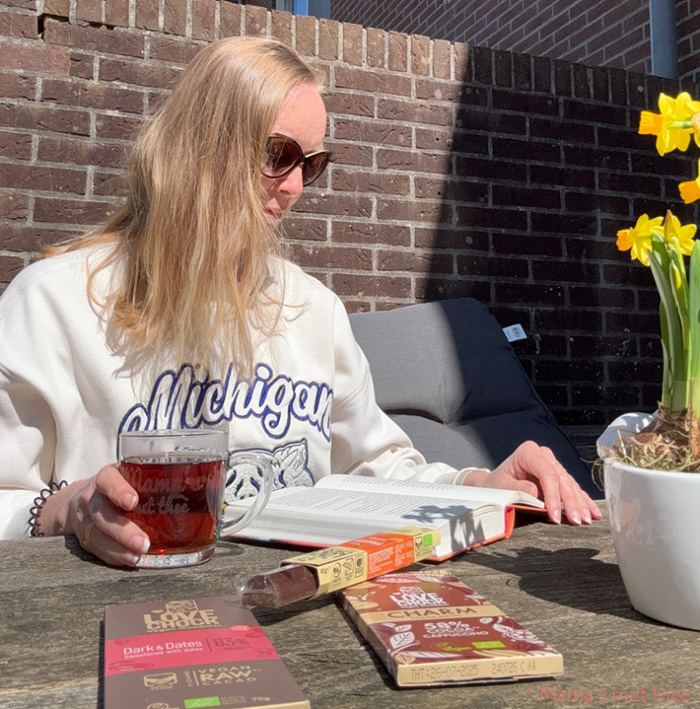 Kopje thee met Lovechock chocola