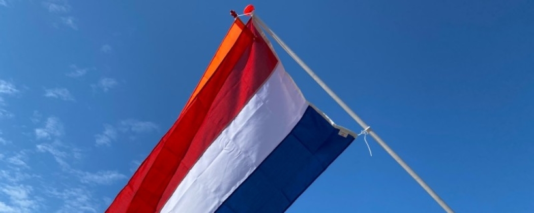 De vlag kan uit!