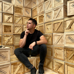 Man-Box Kevin Social Wall