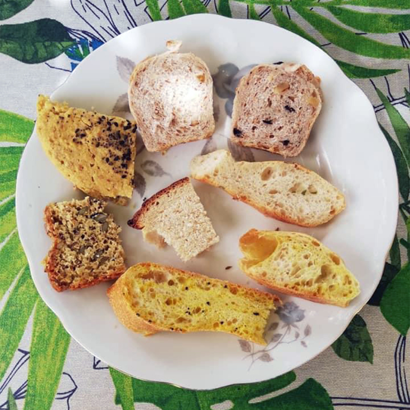 Bread tasting Marije Bakt Brood - foto credit Youp Kilkens
