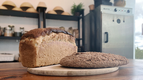 Busbrood met planbrood - Top of Flop - Marije Bakt Brood