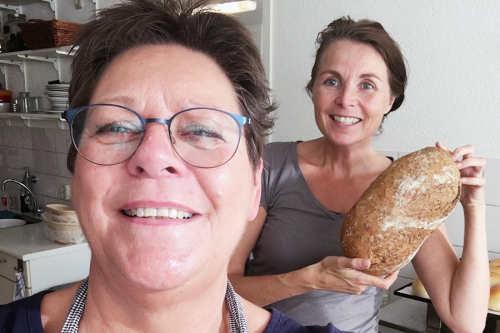 Ambachtelijk brood bakken met Levine van Doorne en Marije Bakt Brood