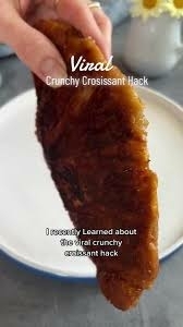 Viral Crispy Croissant trend tikTok